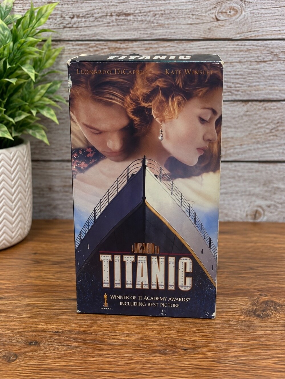 Titanic VHS Set – James Cameron Epic Romance (1997)